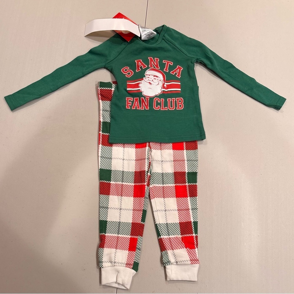 Merry Moments | Children’s unisex Holiday Pajama set. Size: 3T
